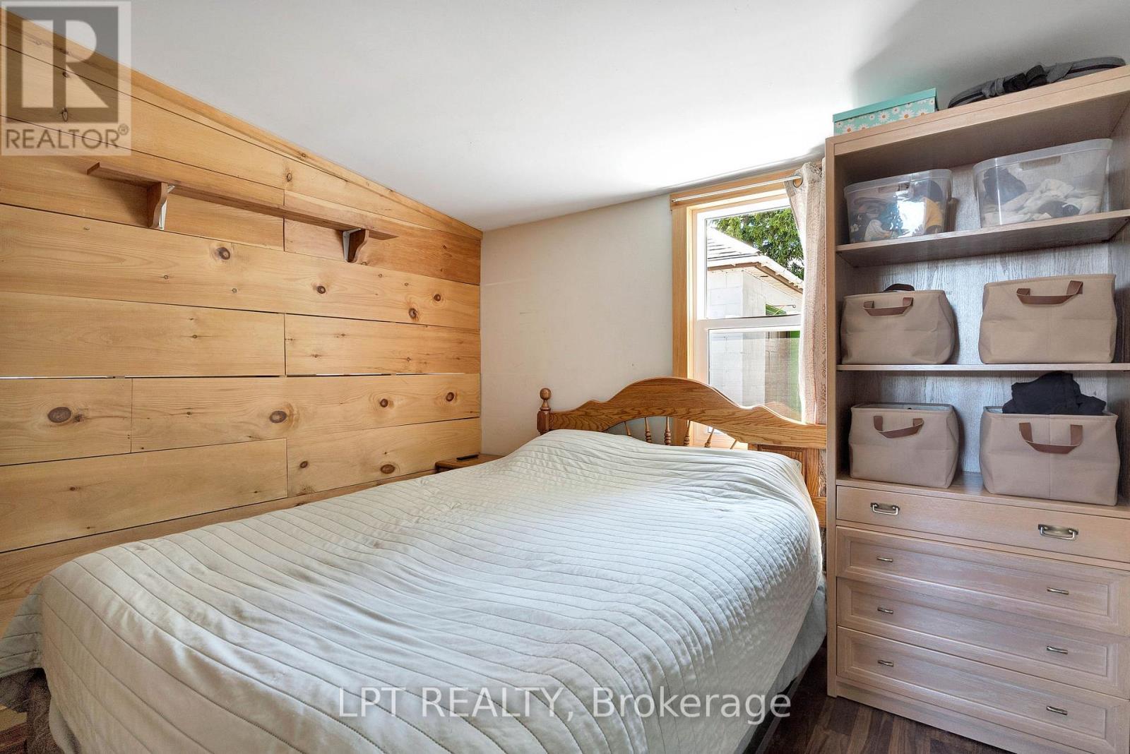 198 Munroe Street, West Elgin, Ontario  N0L 2P0 - Photo 26 - X12937920