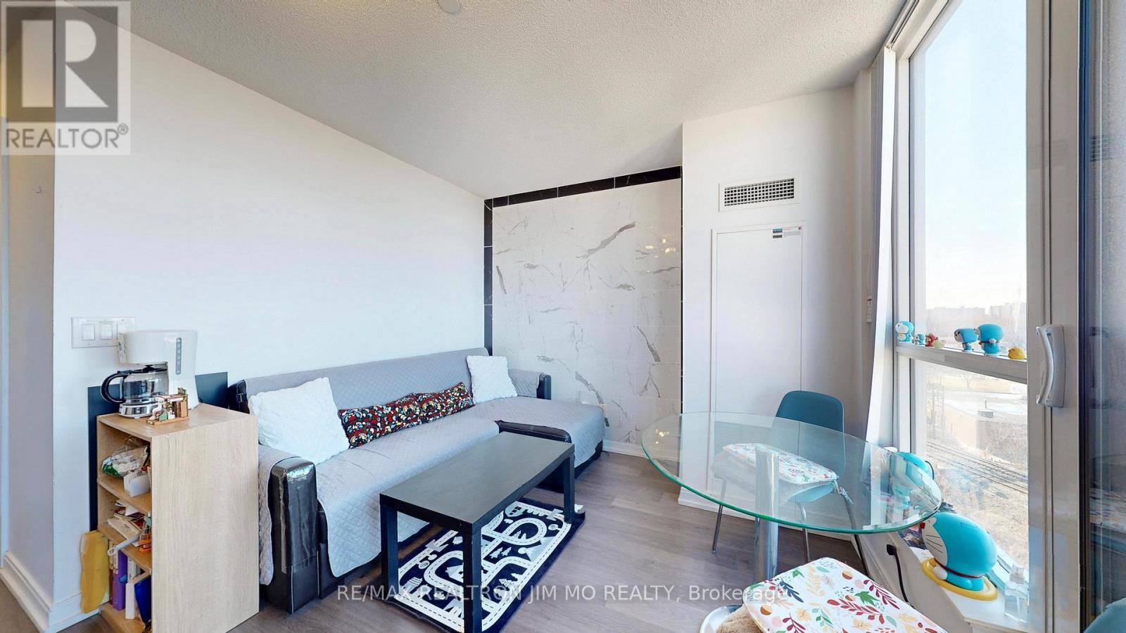 808 - 255 Village Green Square, Toronto, Ontario  M1S 0L7 - Photo 13 - E12937934