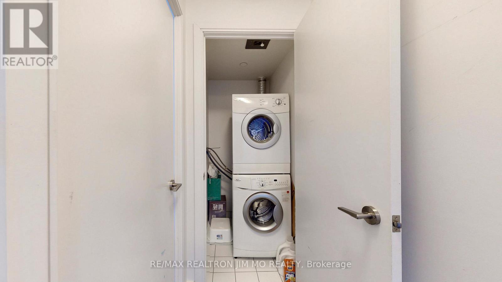 808 - 255 Village Green Square, Toronto, Ontario  M1S 0L7 - Photo 27 - E12937934