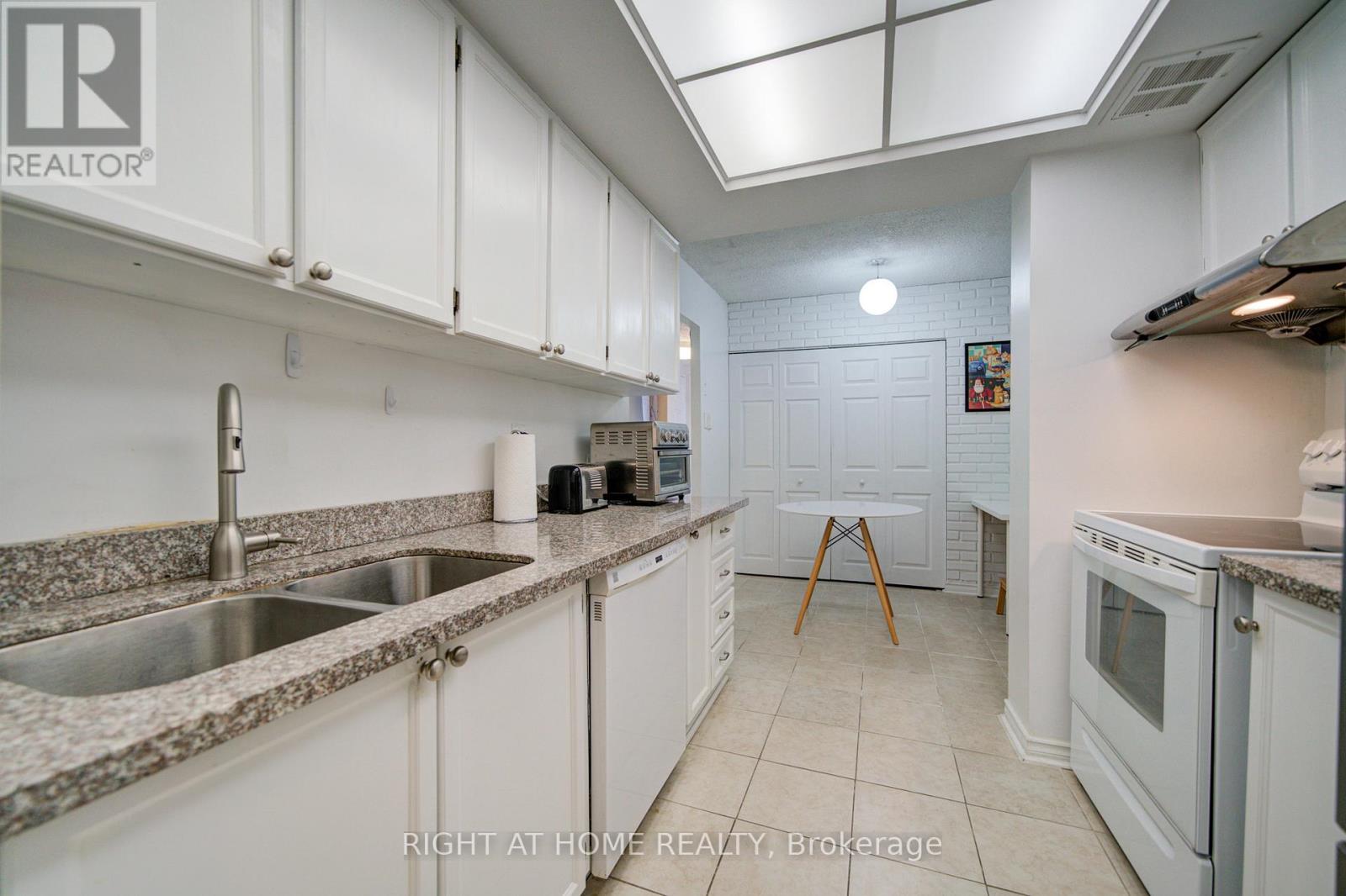 1508 - 3131 Bridletowne Circle, Toronto, Ontario  M1W 2S9 - Photo 14 - E12937948