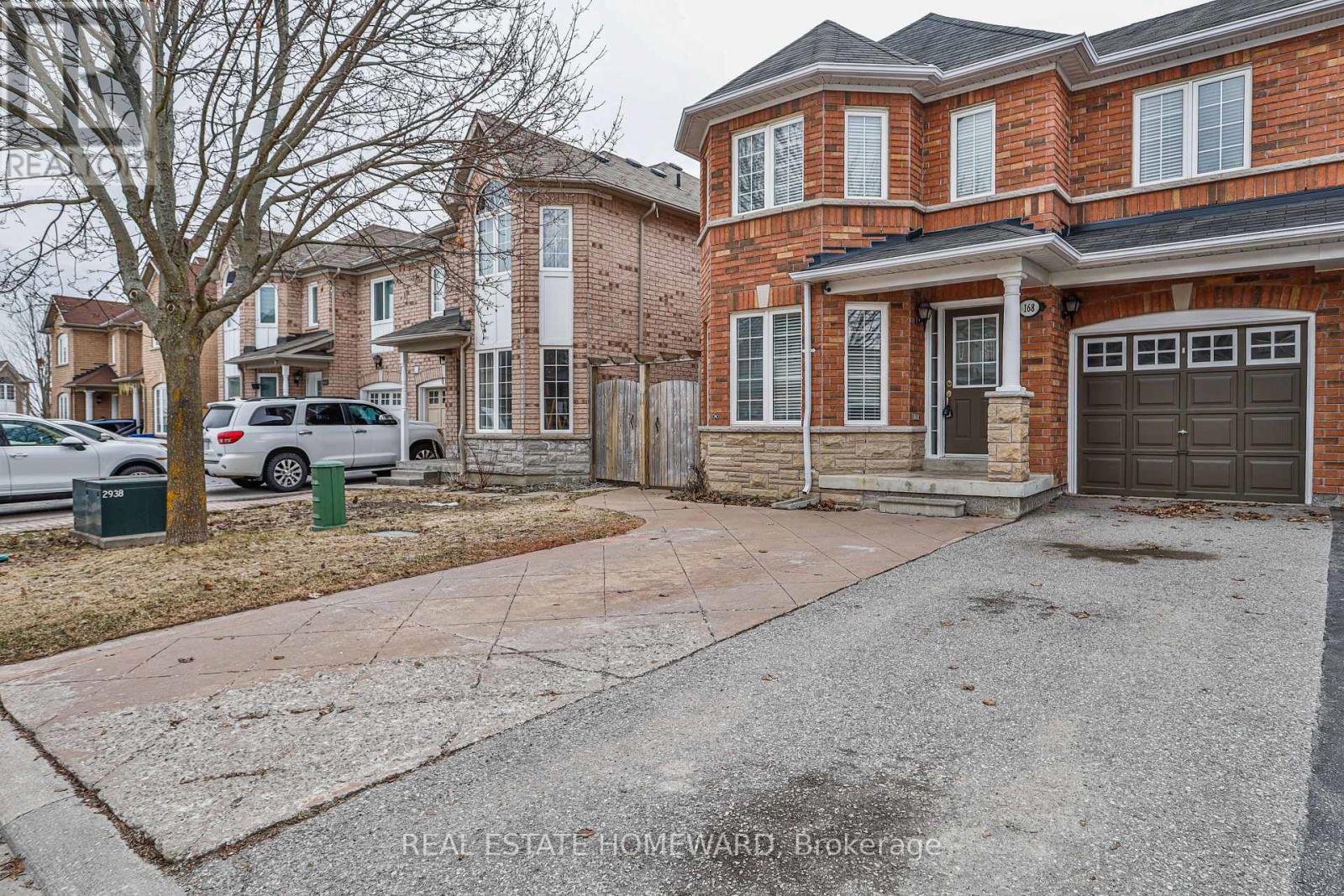 MAIN - 168 WAINSCOT AVENUE, Newmarket, Ontario
