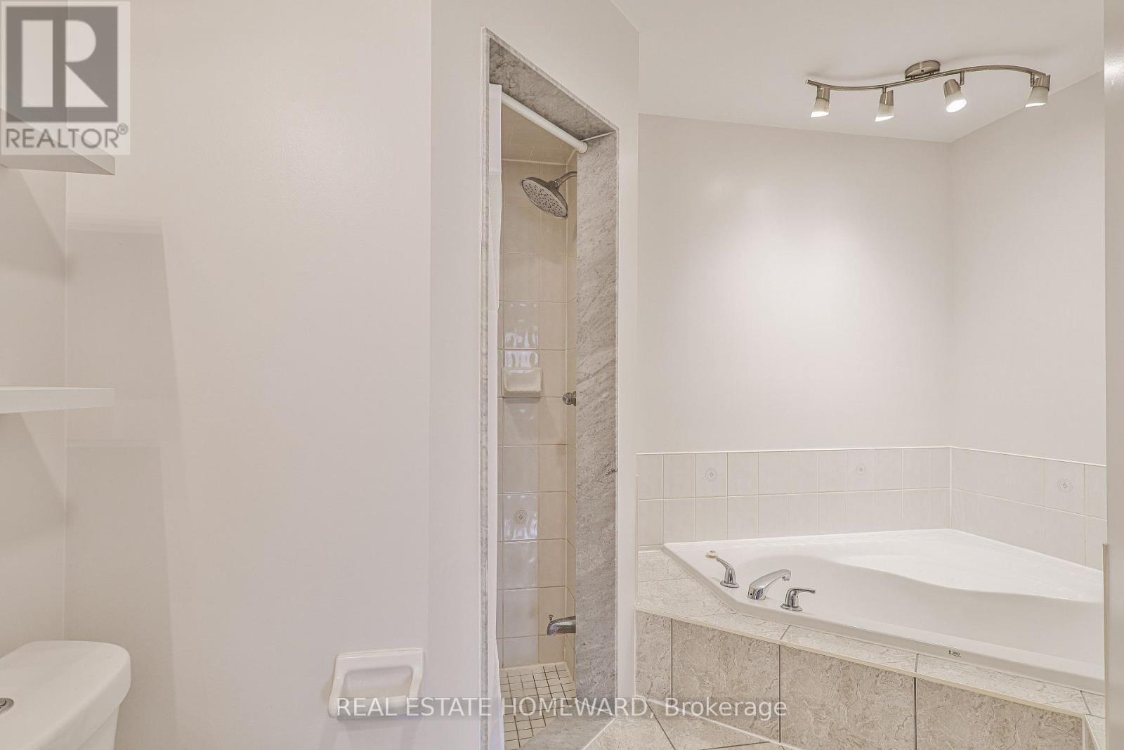 Main - 168 Wainscot Avenue, Newmarket, Ontario L3X 2X4 - Photo 19 - N12937910