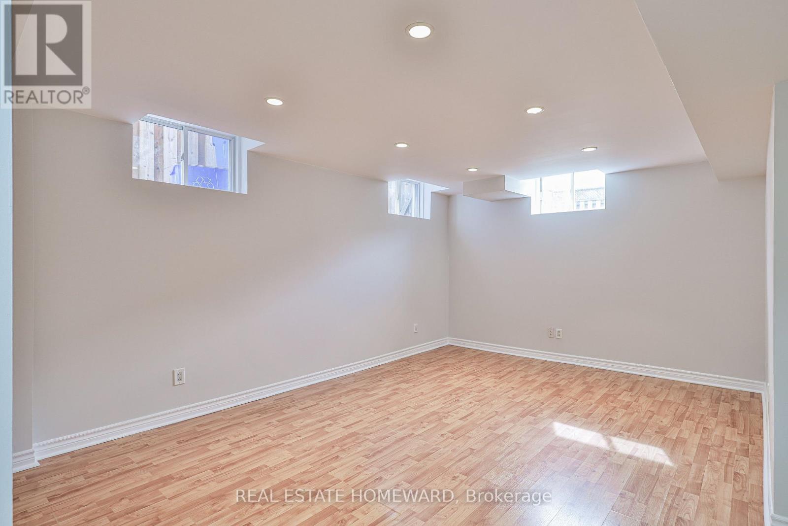 Lower - 168 Wainscot Avenue, Newmarket, Ontario L3X 2X4 - Photo 7 - N12937926