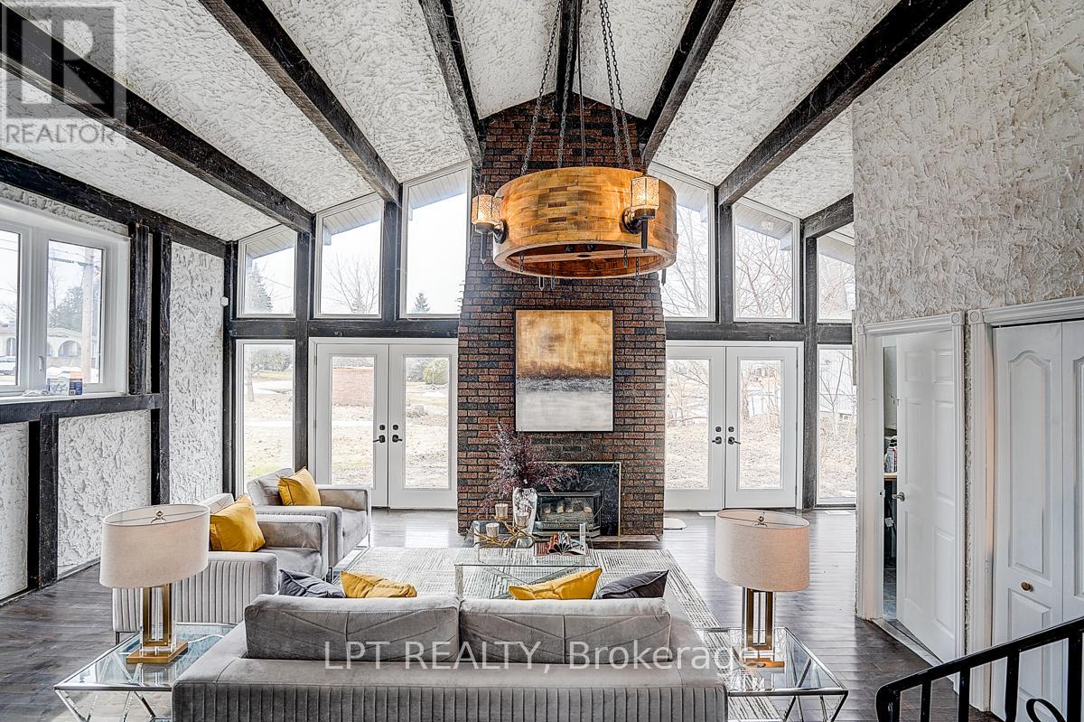 194 South Channel Drive, Georgina, Ontario  L4P 2N3 - Photo 22 - N12937954