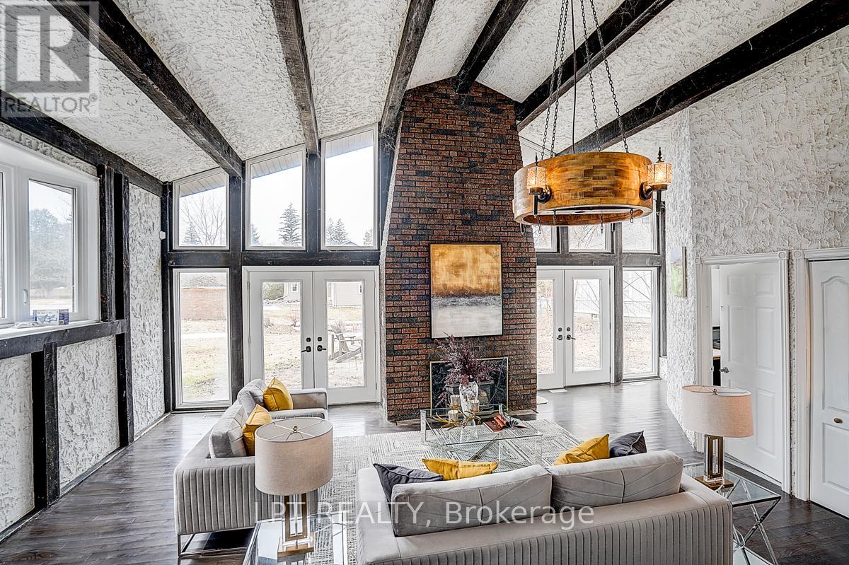 194 South Channel Drive, Georgina, Ontario  L4P 2N3 - Photo 23 - N12937954