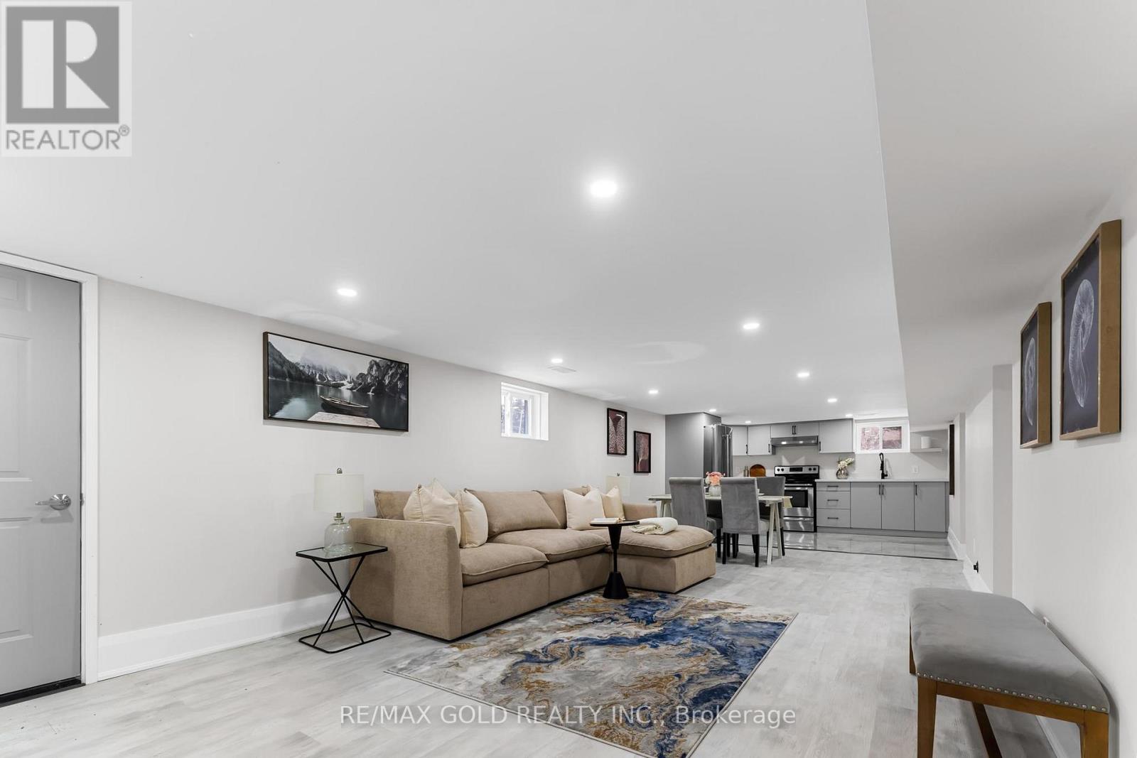 128 Premium Way, Mississauga, Ontario L5B 1A2 - Photo 37 - W12937918