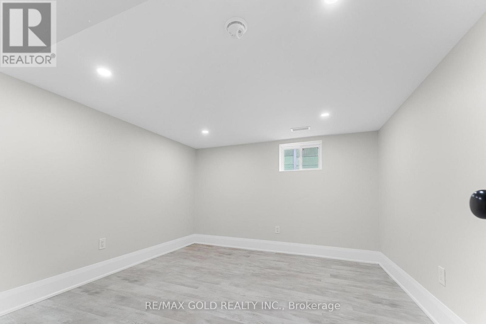 128 Premium Way, Mississauga, Ontario L5B 1A2 - Photo 40 - W12937918