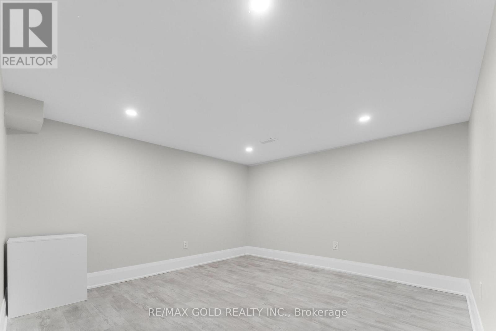 128 Premium Way, Mississauga, Ontario L5B 1A2 - Photo 42 - W12937918