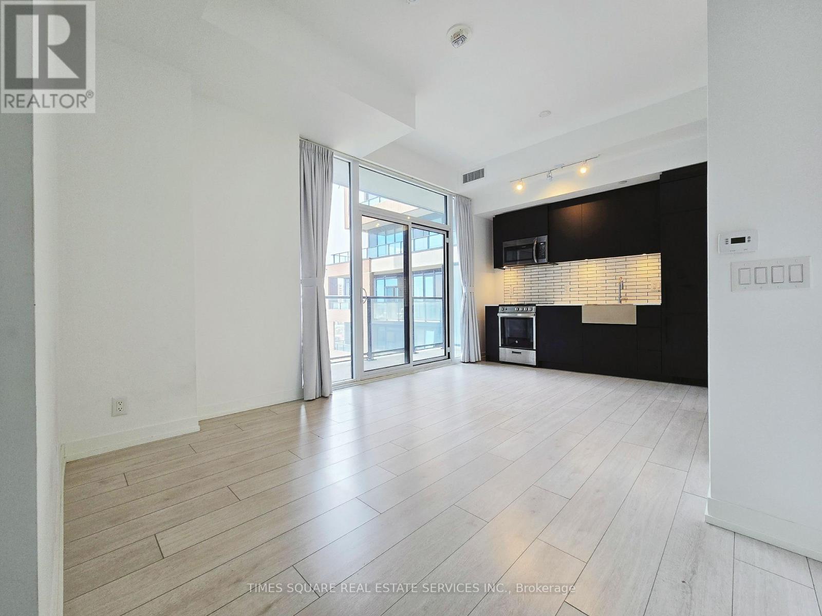 912 - 270 Dufferin Street, Toronto, Ontario  M6K 0H8 - Photo 15 - W12937924