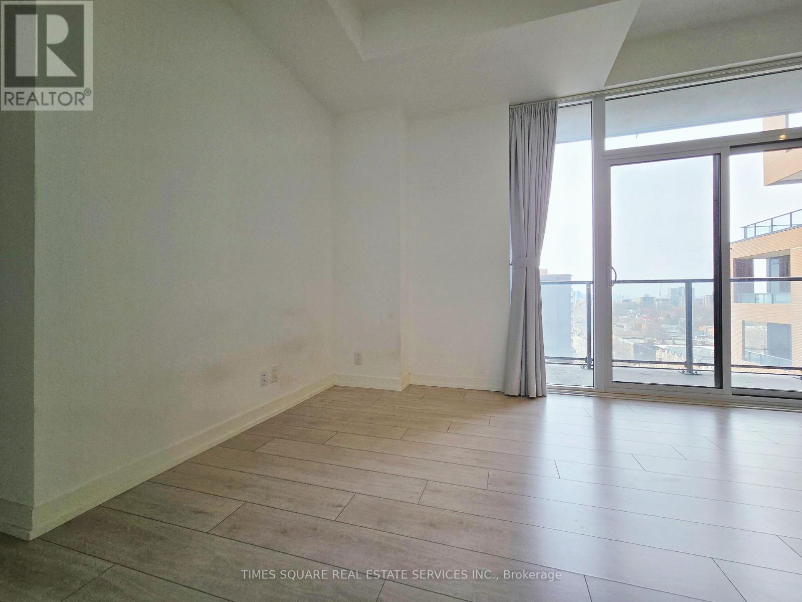 912 - 270 Dufferin Street, Toronto, Ontario  M6K 0H8 - Photo 16 - W12937924