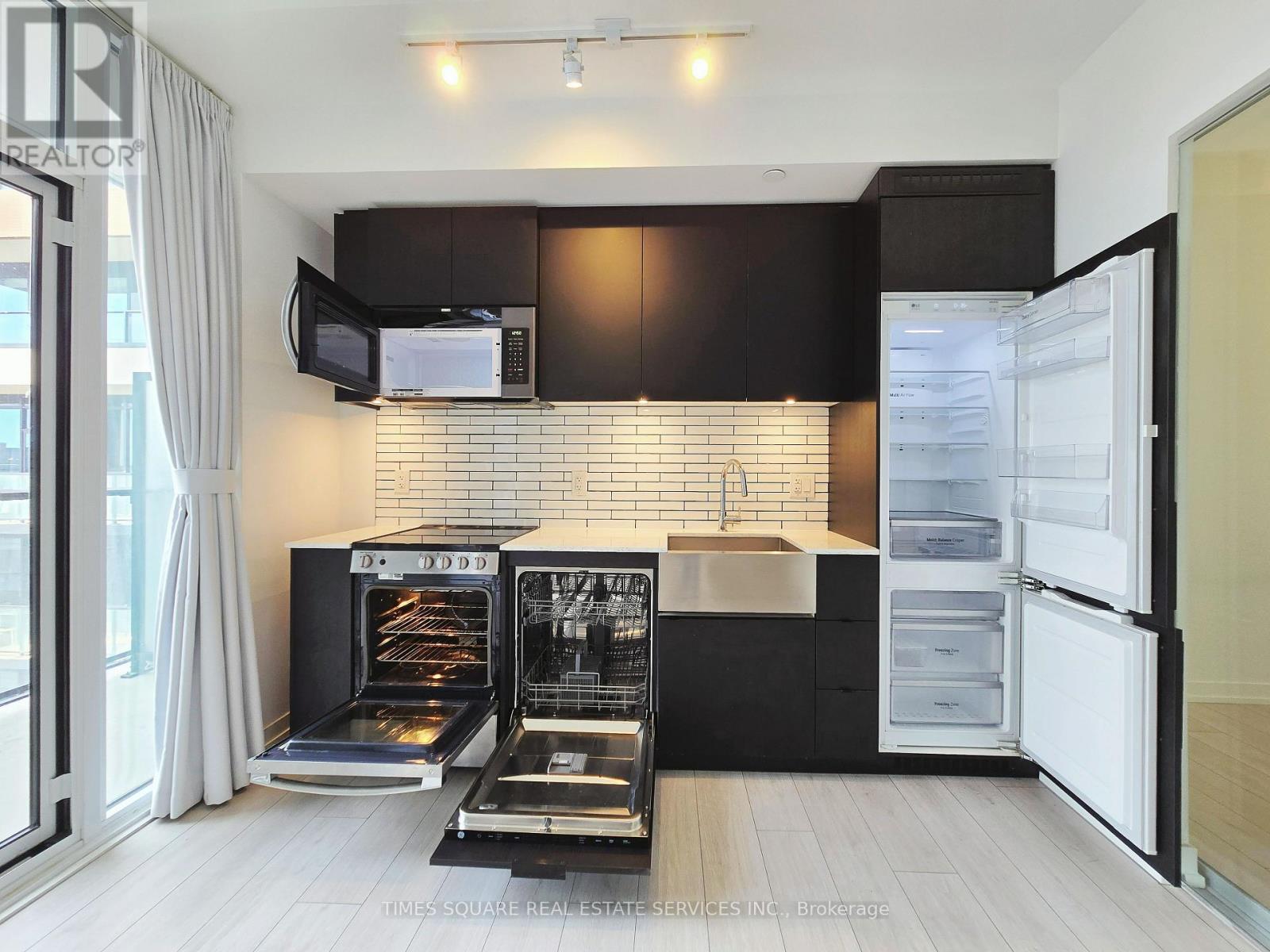 912 - 270 Dufferin Street, Toronto, Ontario  M6K 0H8 - Photo 21 - W12937924