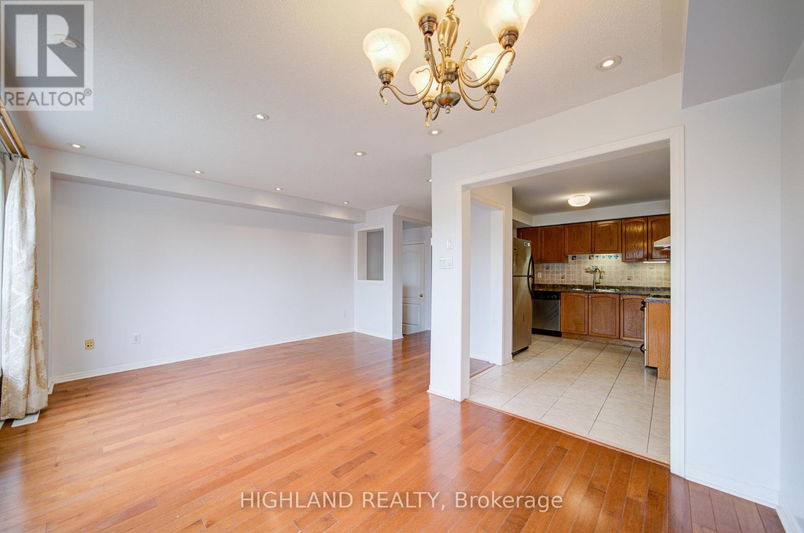 99 - 6399 Spinnaker Circle, Mississauga, Ontario  L5W 1Z5 - Photo 12 - W12937932