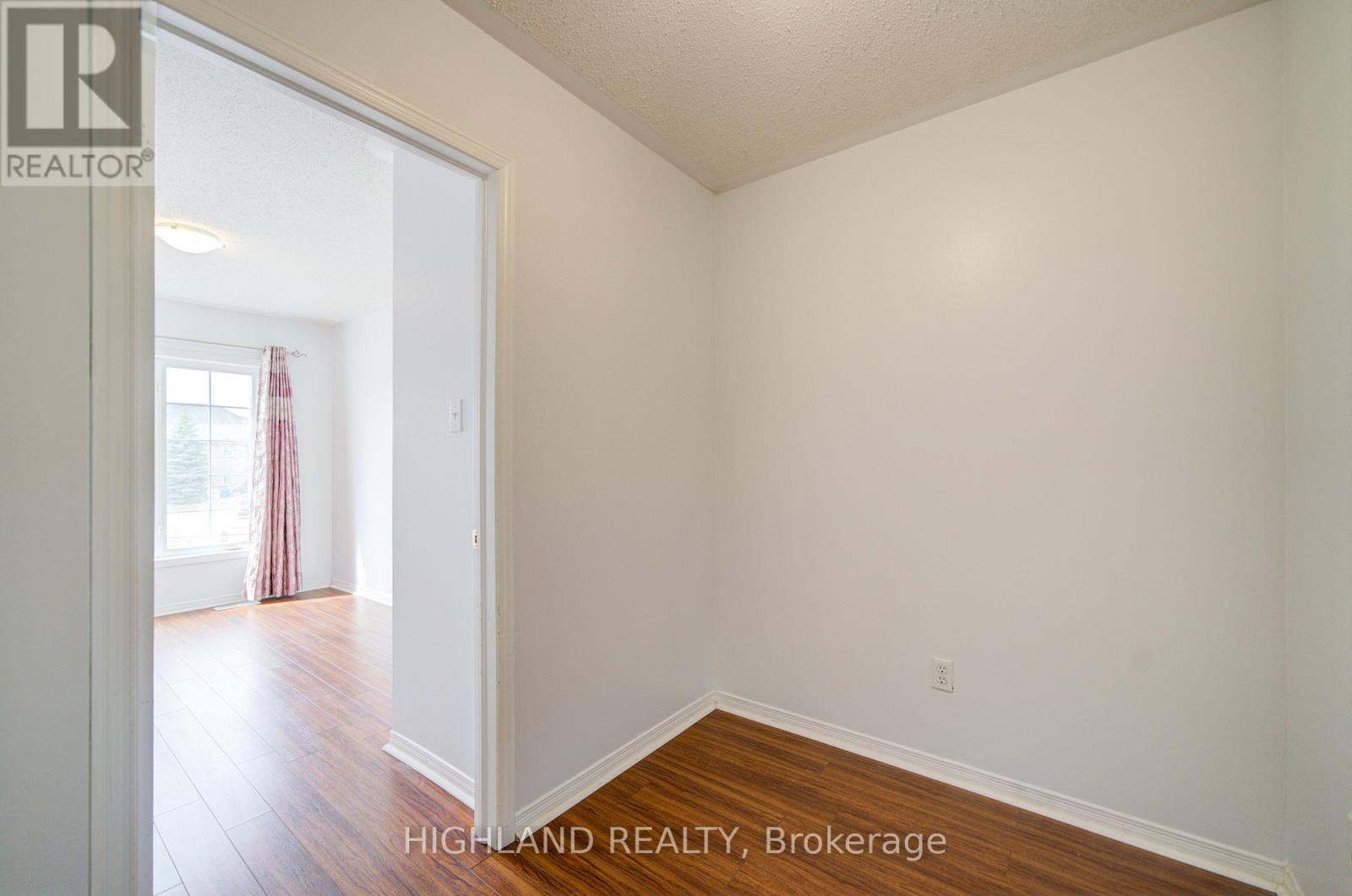 99 - 6399 Spinnaker Circle, Mississauga, Ontario  L5W 1Z5 - Photo 19 - W12937932