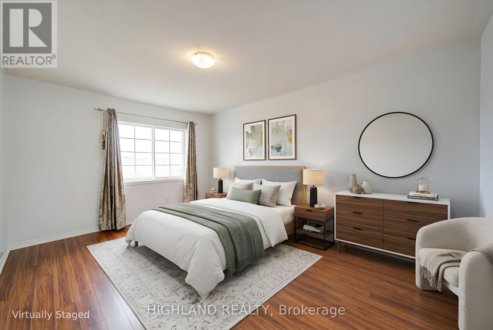 99 - 6399 Spinnaker Circle, Mississauga, Ontario  L5W 1Z5 - Photo 4 - W12937932