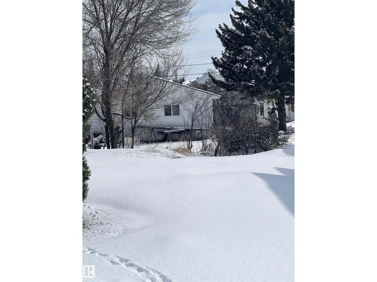 5405 47 St, Stony Plain, Alberta  T7Z 1E4 - Photo 10 - E4479794