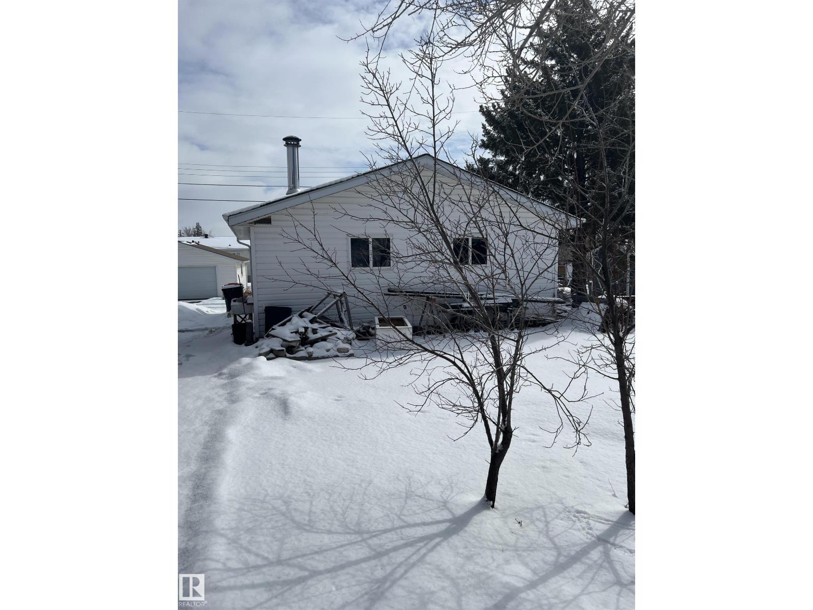 5405 47 St, Stony Plain, Alberta  T7Z 1E4 - Photo 4 - E4479794