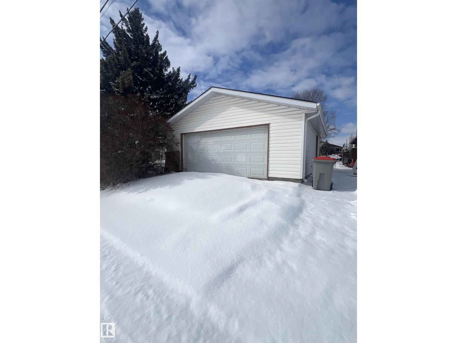 5405 47 St, Stony Plain, Alberta  T7Z 1E4 - Photo 8 - E4479794