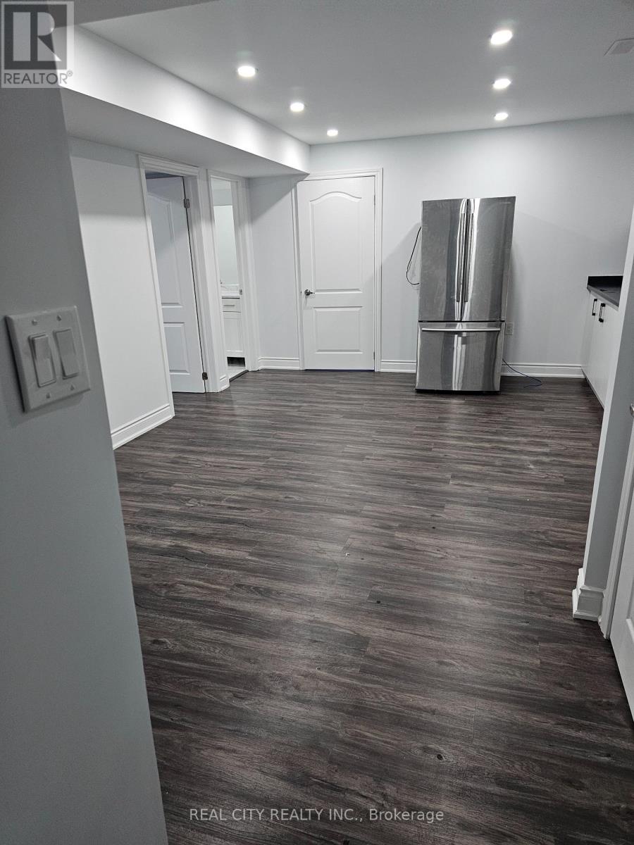 132 Sunset Way, Thorold, Ontario  L0S 1A0 - Photo 23 - X12937950