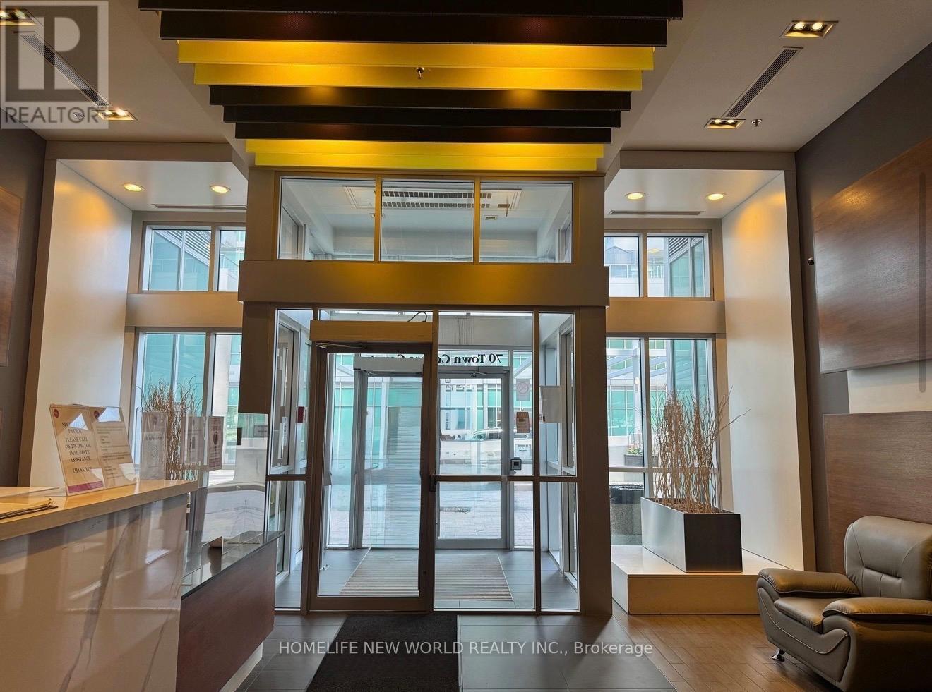 1703 - 70 Town Centre Court, Toronto, Ontario  M1P 0B2 - Photo 2 - E12922344