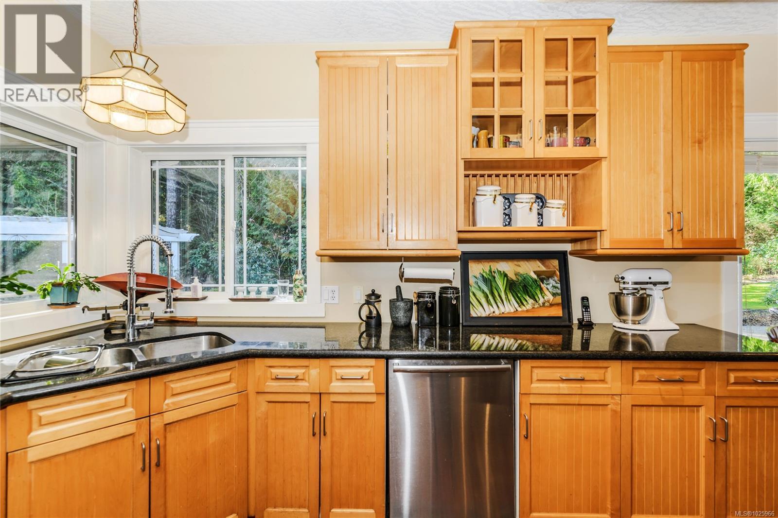 1753 Peerless Rd, Shawnigan Lake, British Columbia  V0R 1L0 - Photo 16 - 1025966