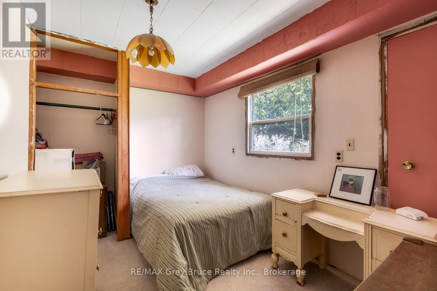 7382 Highway 6, Northern Bruce Peninsula, Ontario  N0H 2R0 - Photo 14 - X12937990