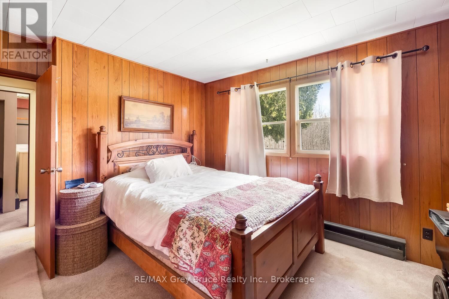 7382 Highway 6, Northern Bruce Peninsula, Ontario  N0H 2R0 - Photo 17 - X12937990