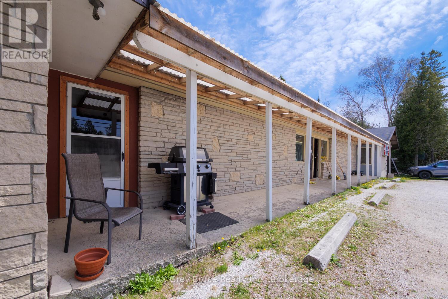 7382 Highway 6, Northern Bruce Peninsula, Ontario  N0H 2R0 - Photo 32 - X12937990