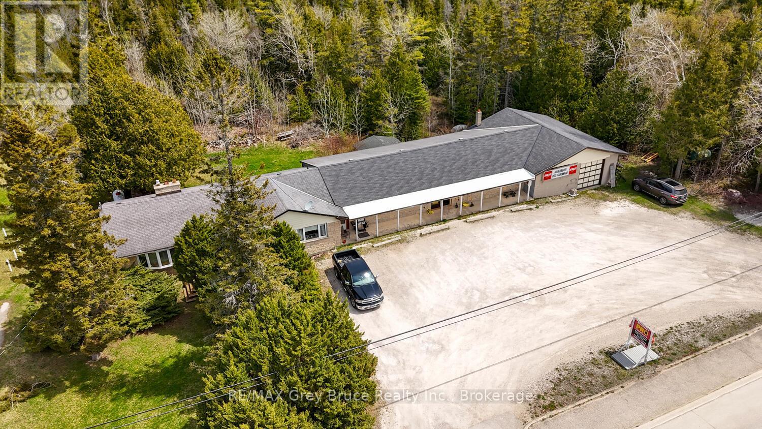 7382 Highway 6, Northern Bruce Peninsula, Ontario  N0H 2R0 - Photo 45 - X12937990