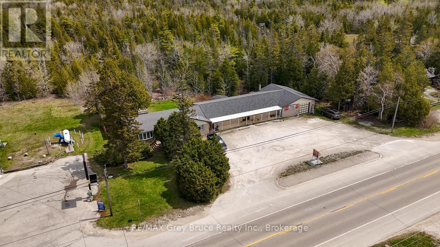7382 Highway 6 Highway, Northern Bruce Peninsula, Ontario  N0H 2R0 - Photo 45 - X12937992