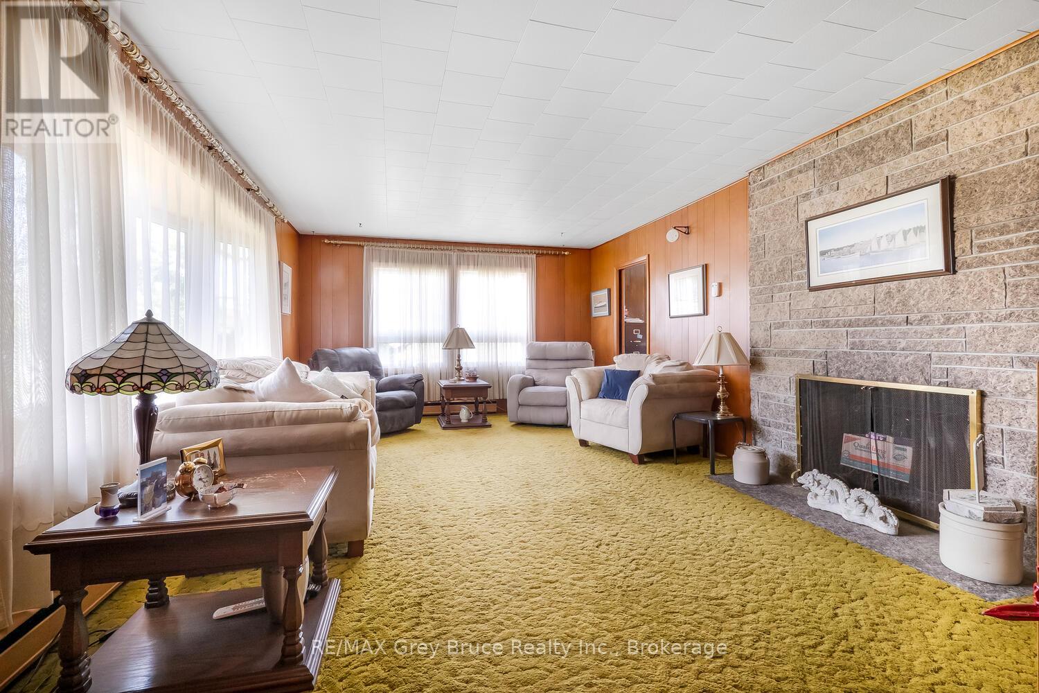 7382 Highway 6 Highway, Northern Bruce Peninsula, Ontario  N0H 2R0 - Photo 8 - X12937992