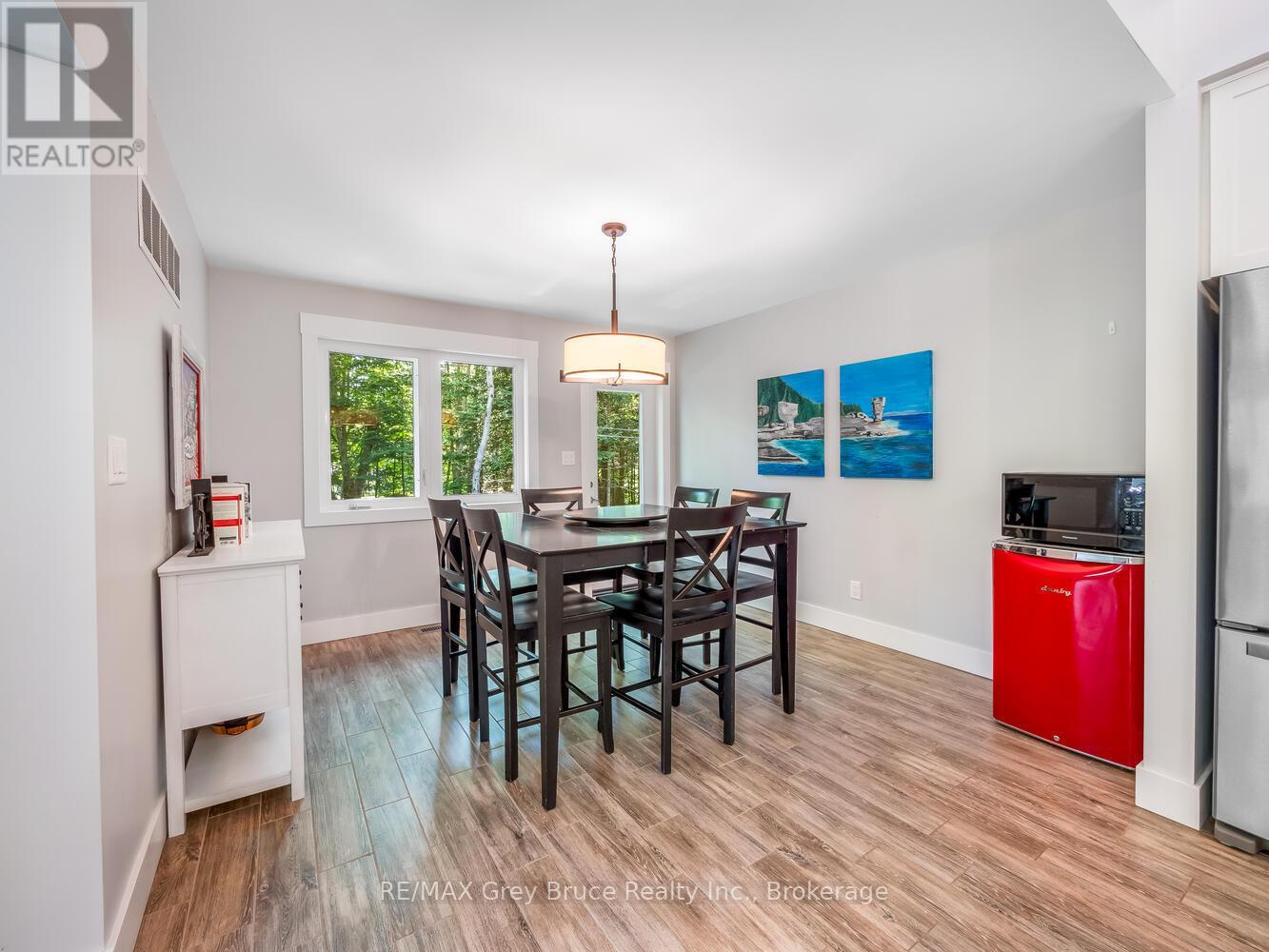 110 Maple Golf Crescent, Northern Bruce Peninsula, Ontario  N0H 2R0 - Photo 23 - X12937998