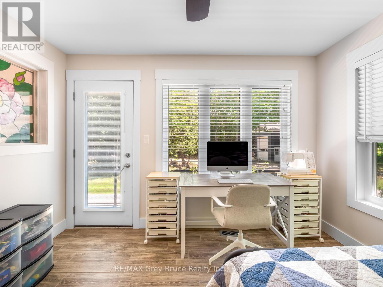 110 Maple Golf Crescent, Northern Bruce Peninsula, Ontario  N0H 2R0 - Photo 25 - X12937998