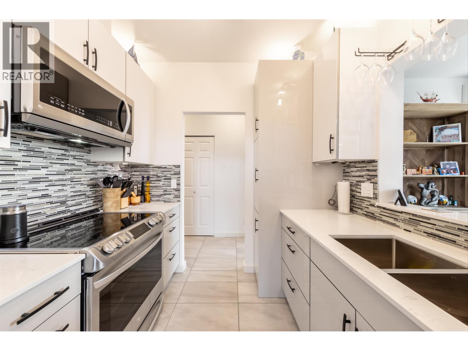 304 160 W Keith Road, North Vancouver, British Columbia  V7M 3M2 - Photo 21 - R3105015