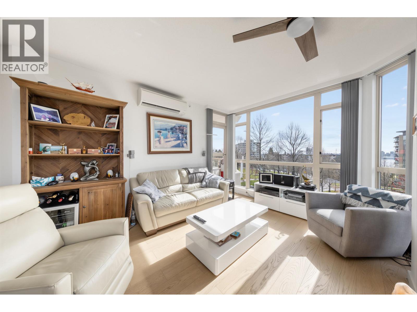 304 160 W Keith Road, North Vancouver, British Columbia  V7M 3M2 - Photo 7 - R3105015