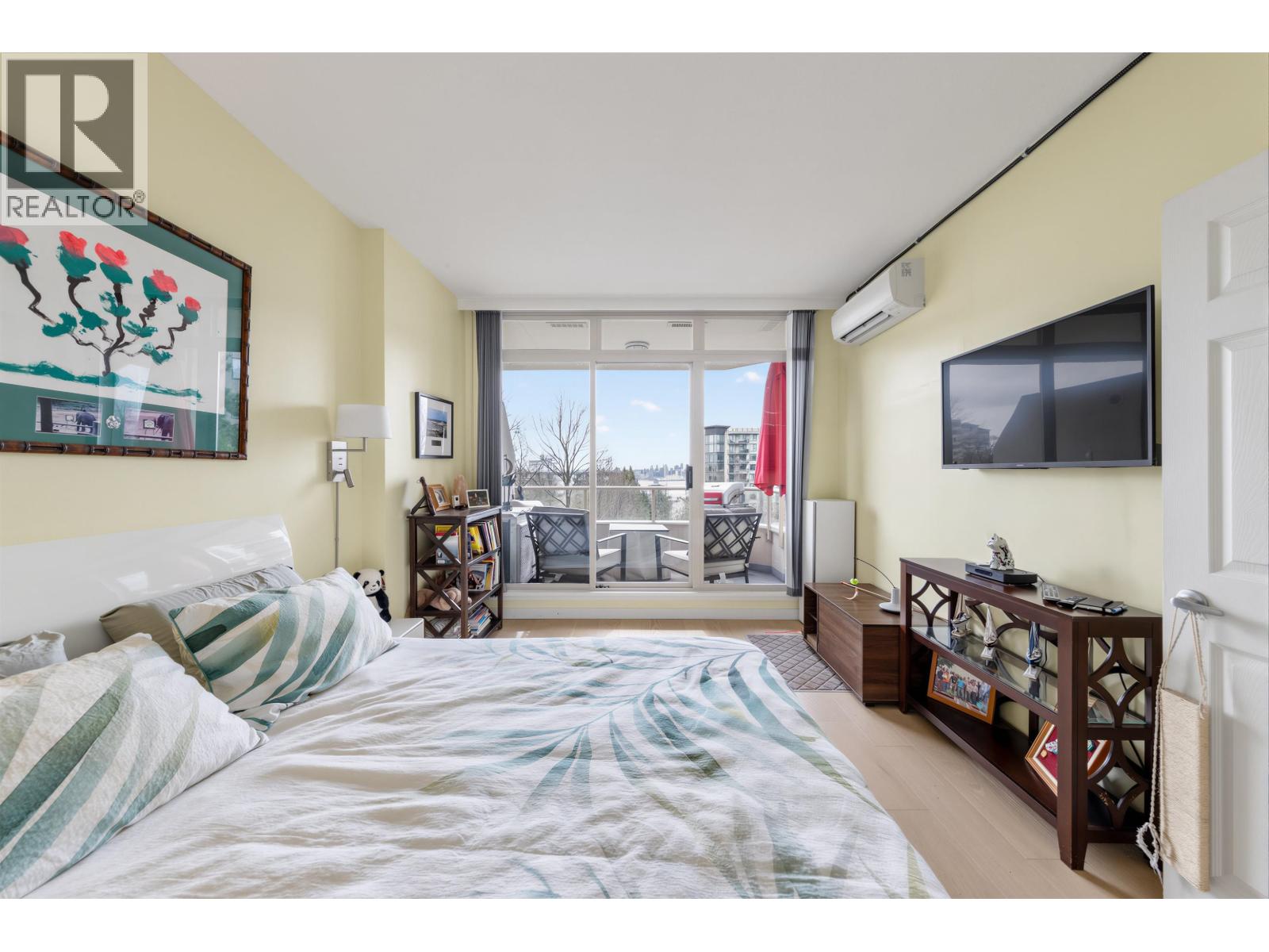 304 160 W Keith Road, North Vancouver, British Columbia  V7M 3M2 - Photo 13 - R3105015