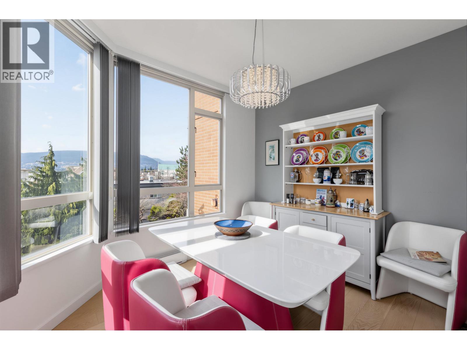 304 160 W Keith Road, North Vancouver, British Columbia  V7M 3M2 - Photo 10 - R3105015