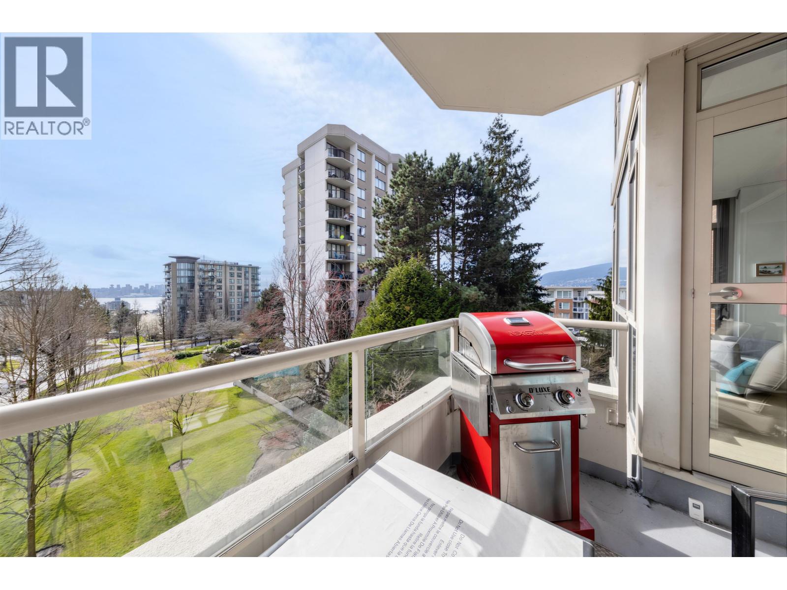 304 160 W Keith Road, North Vancouver, British Columbia  V7M 3M2 - Photo 15 - R3105015