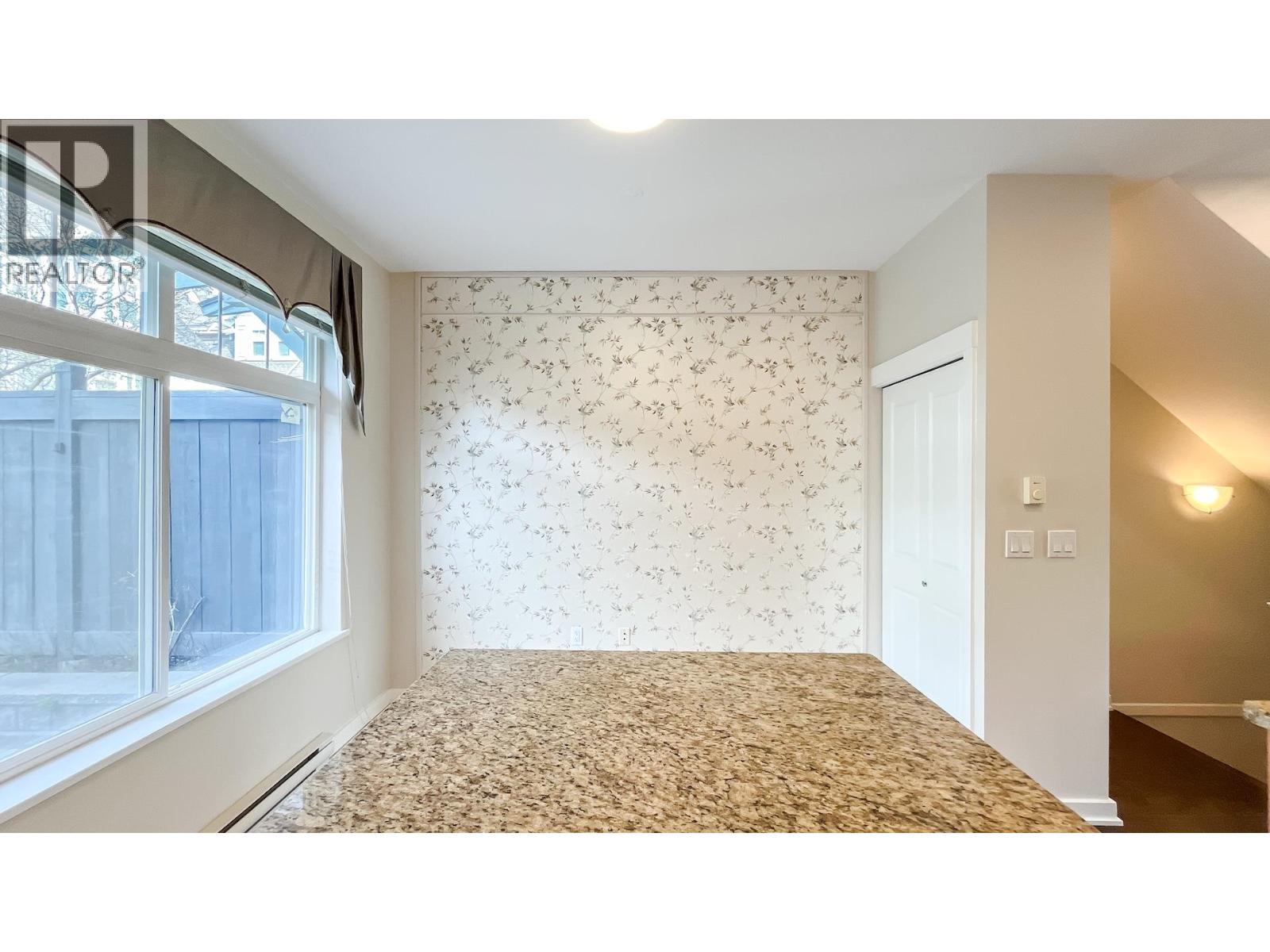 7425 Columbia Street, Vancouver, British Columbia  V5X 4X4 - Photo 12 - R3105031