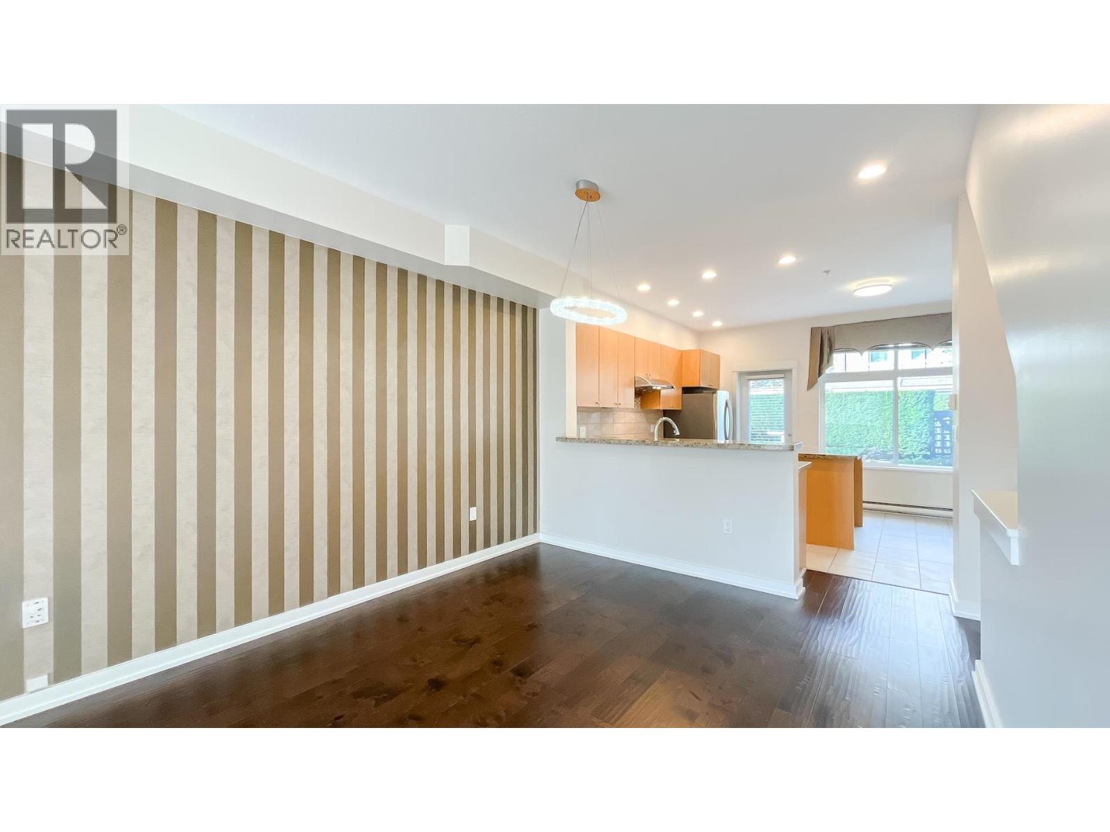 7425 Columbia Street, Vancouver, British Columbia  V5X 4X4 - Photo 8 - R3105031