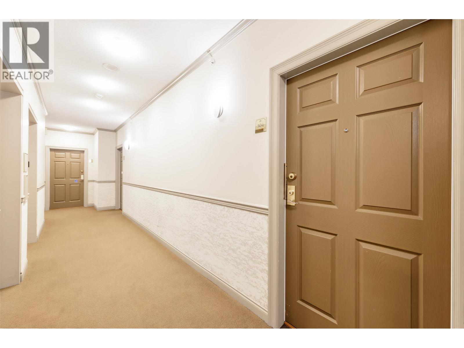 304 160 W Keith Road, North Vancouver, British Columbia  V7M 3M2 - Photo 25 - R3105015