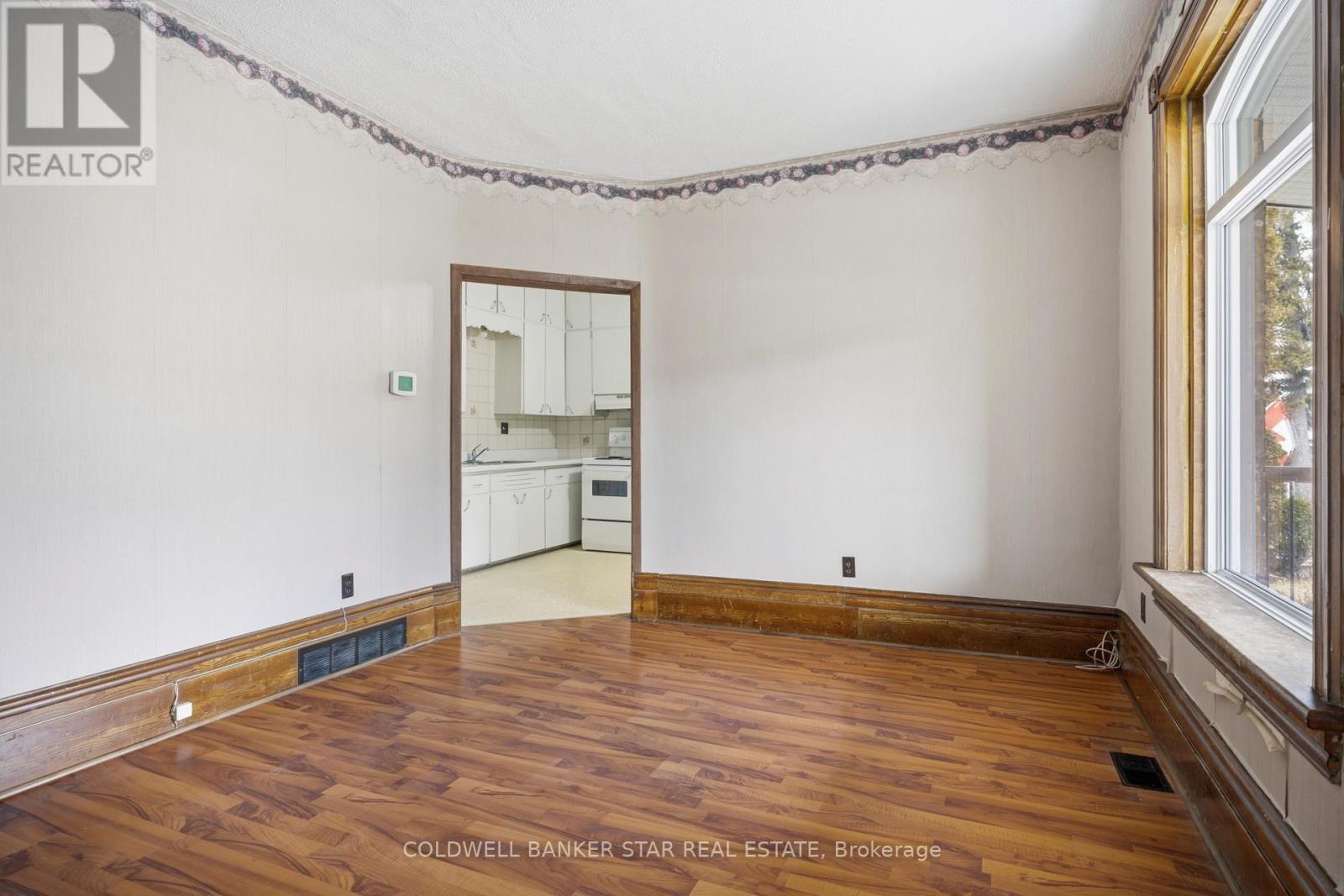 179 Main Street, North Middlesex, Ontario  N0M 1A0 - Photo 25 - X12937958