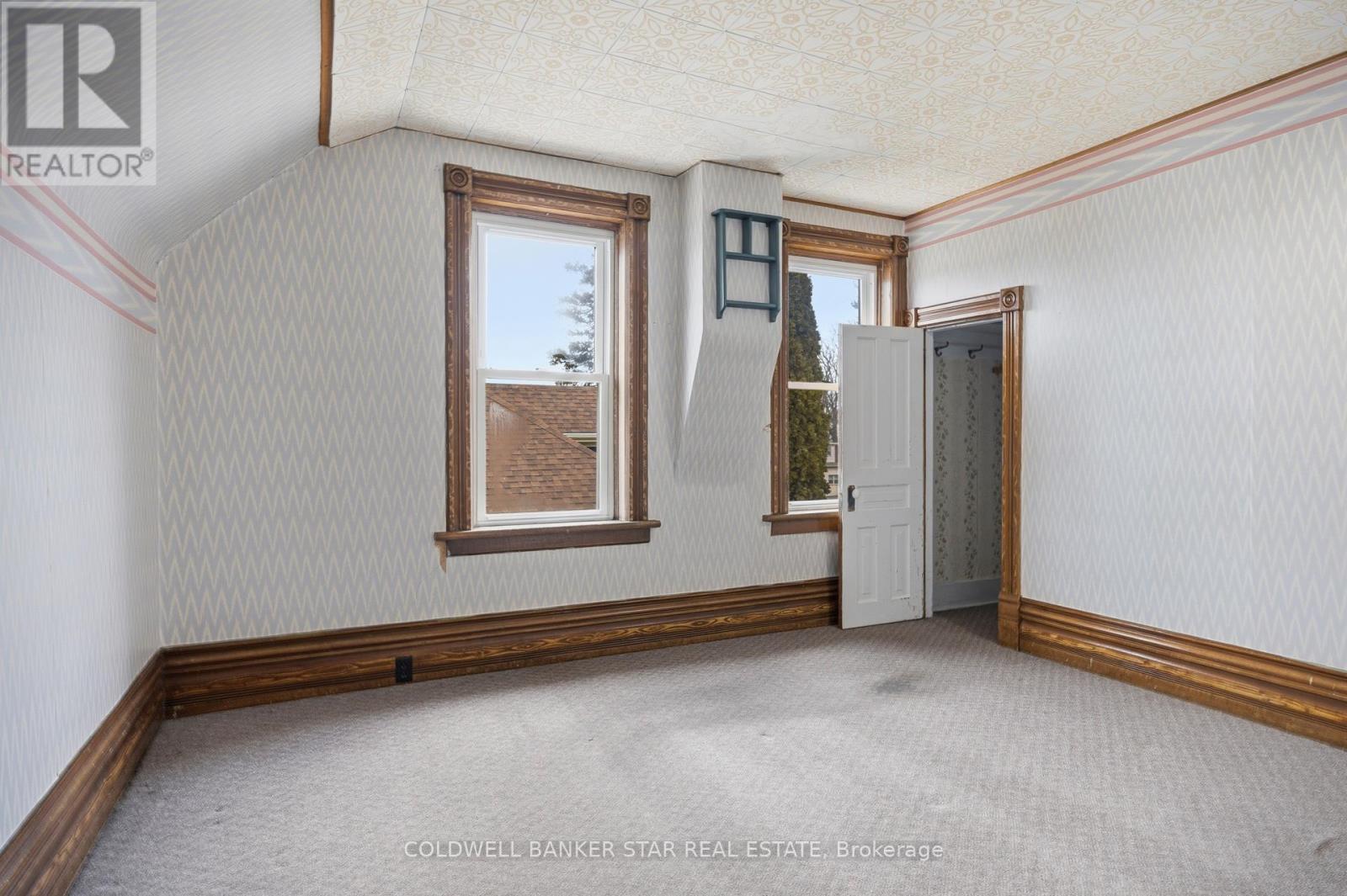 179 Main Street, North Middlesex, Ontario  N0M 1A0 - Photo 30 - X12937958