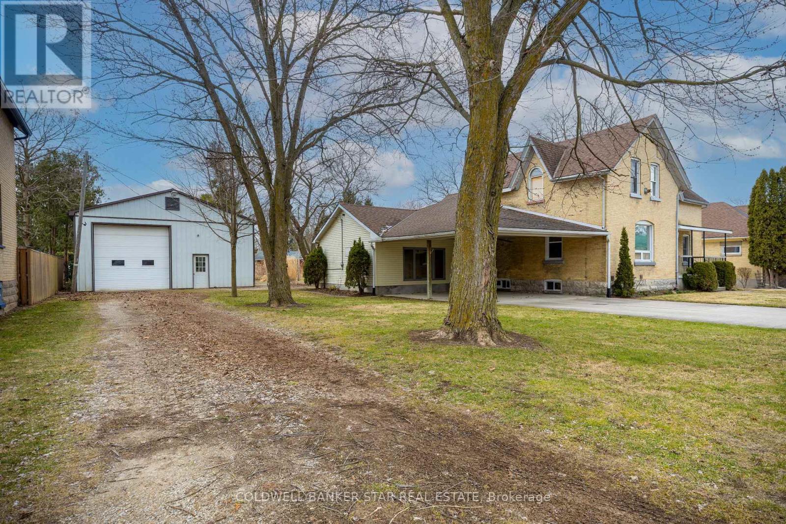 179 Main Street, North Middlesex, Ontario  N0M 1A0 - Photo 5 - X12937958