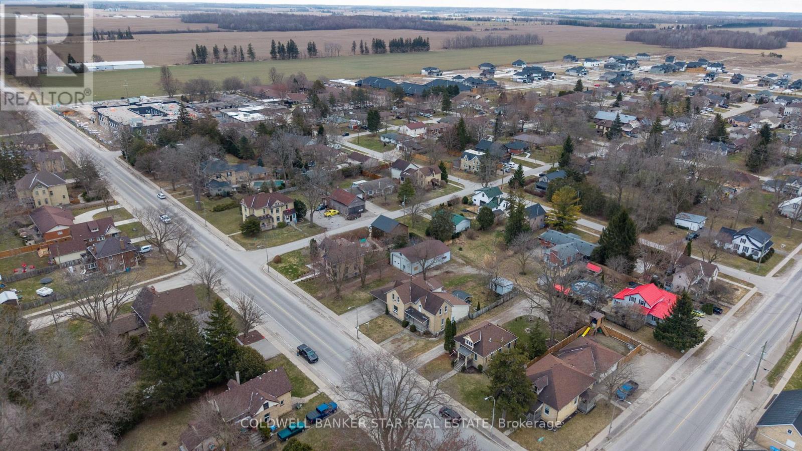 179 Main Street, North Middlesex, Ontario  N0M 1A0 - Photo 9 - X12937958