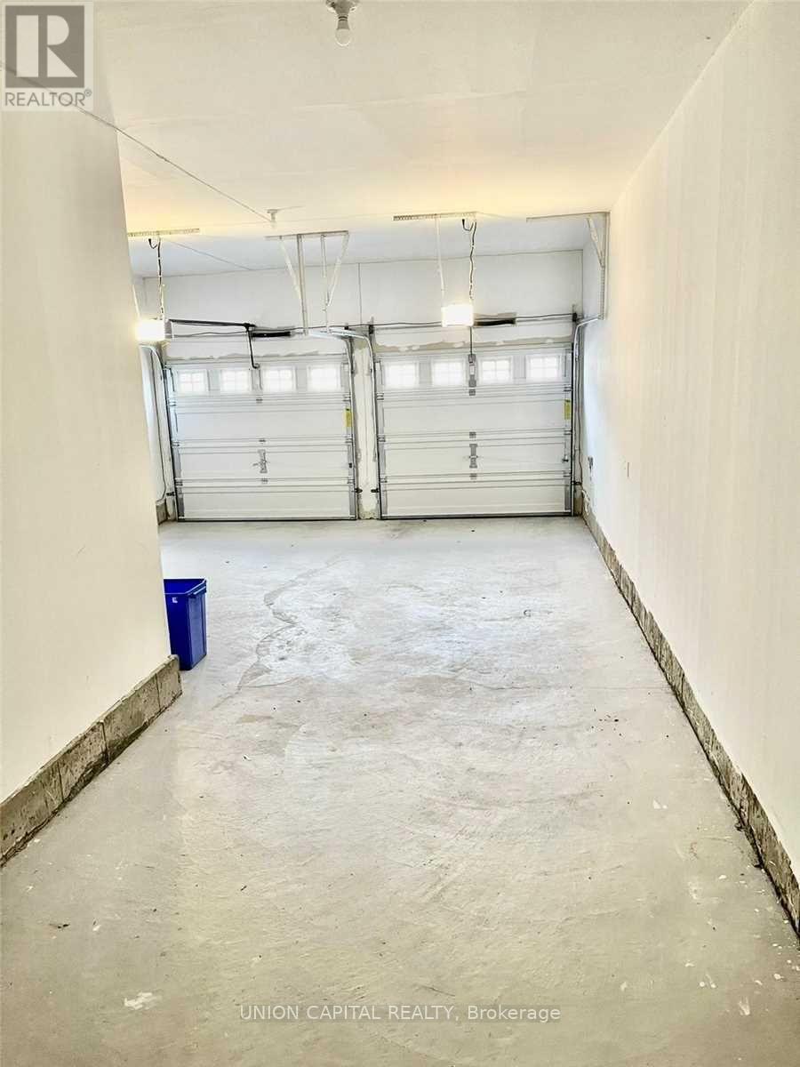 707 Clifford Perry Place, Newmarket, Ontario L3X 0J4 - Photo 30 - N12937974