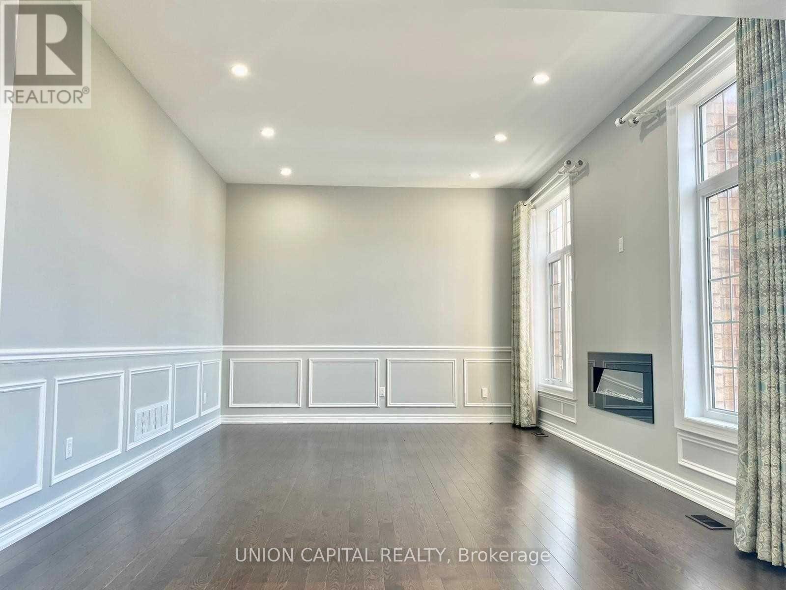 707 Clifford Perry Place, Newmarket, Ontario L3X 0J4 - Photo 7 - N12937974