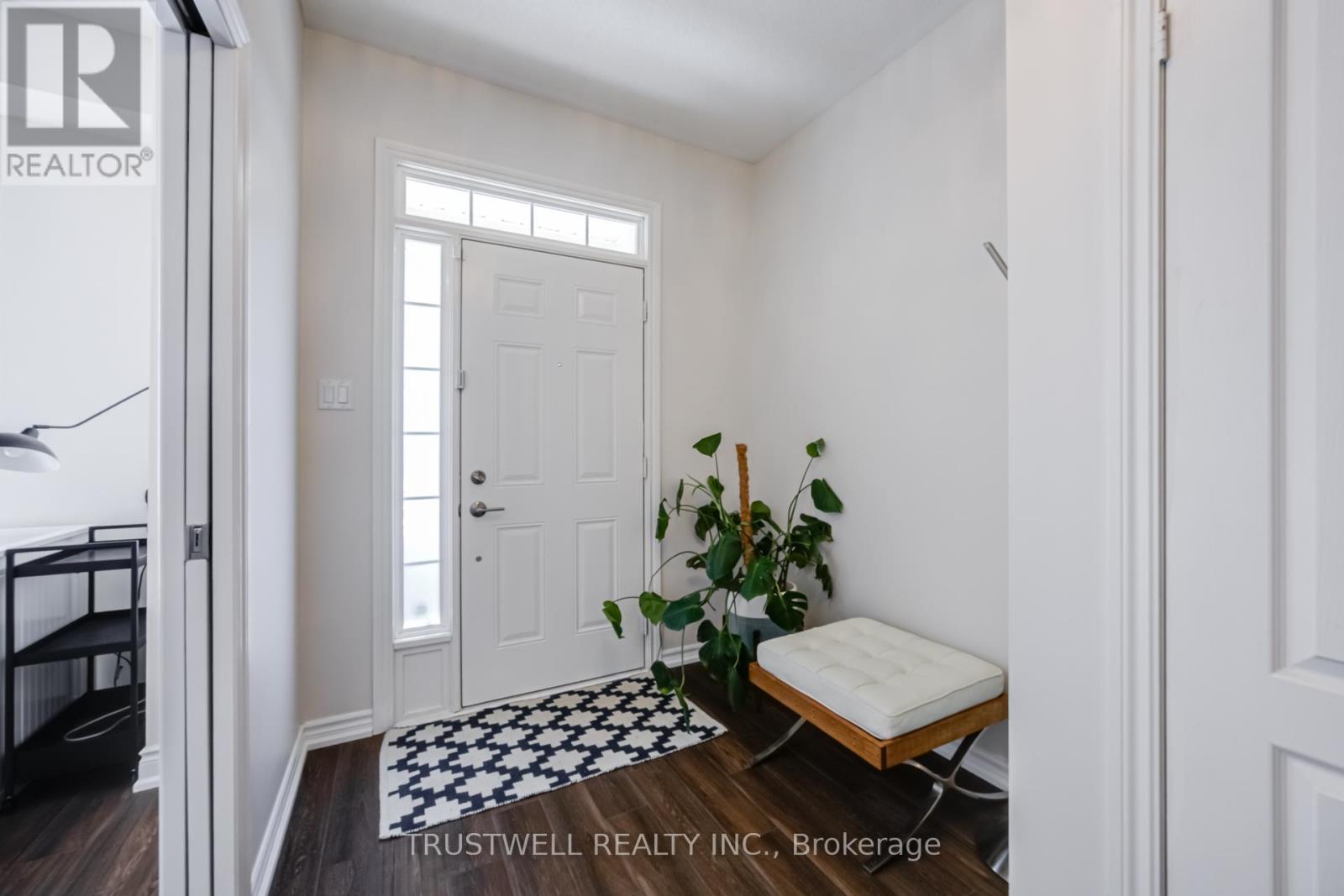 76 Donald Buttress Boulevard W, Markham, Ontario  L6C 0P1 - Photo 4 - N12937986