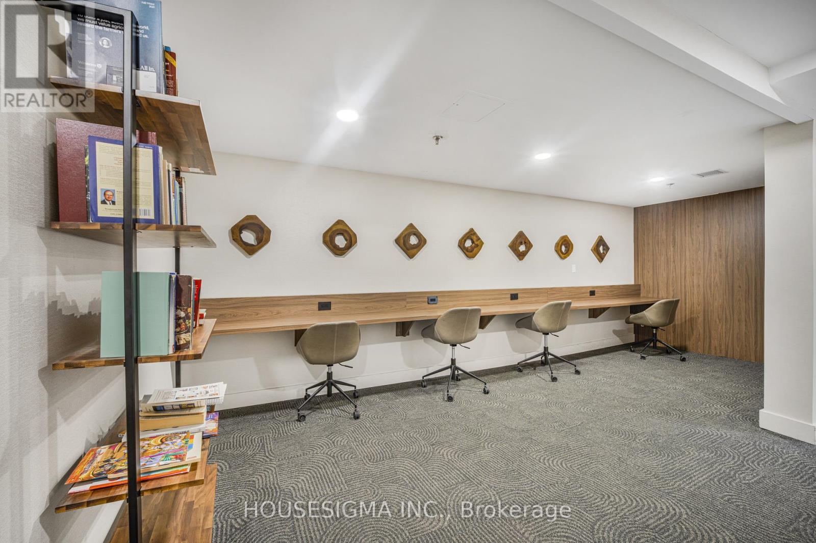 438 - 22 Southport Street, Toronto, Ontario M6S 4Y9 - Photo 30 - W12937982