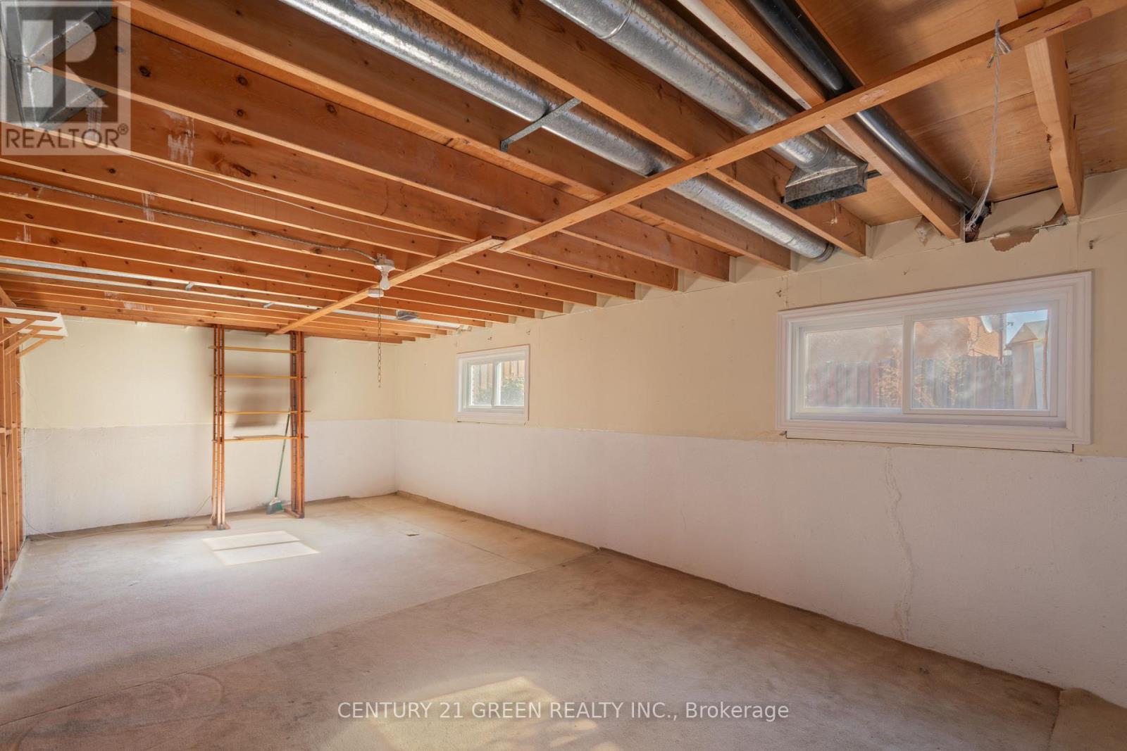 729 West 5th Street, Hamilton, Ontario  L9C 3R3 - Photo 30 - X12937976