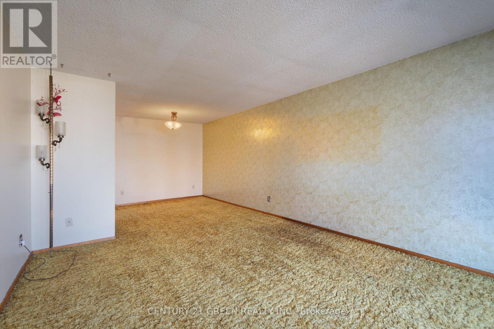 729 West 5th Street, Hamilton, Ontario  L9C 3R3 - Photo 6 - X12937976